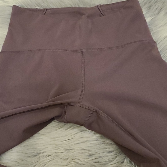 Lululemon train times crop vintage grape - Picture 4 of 8